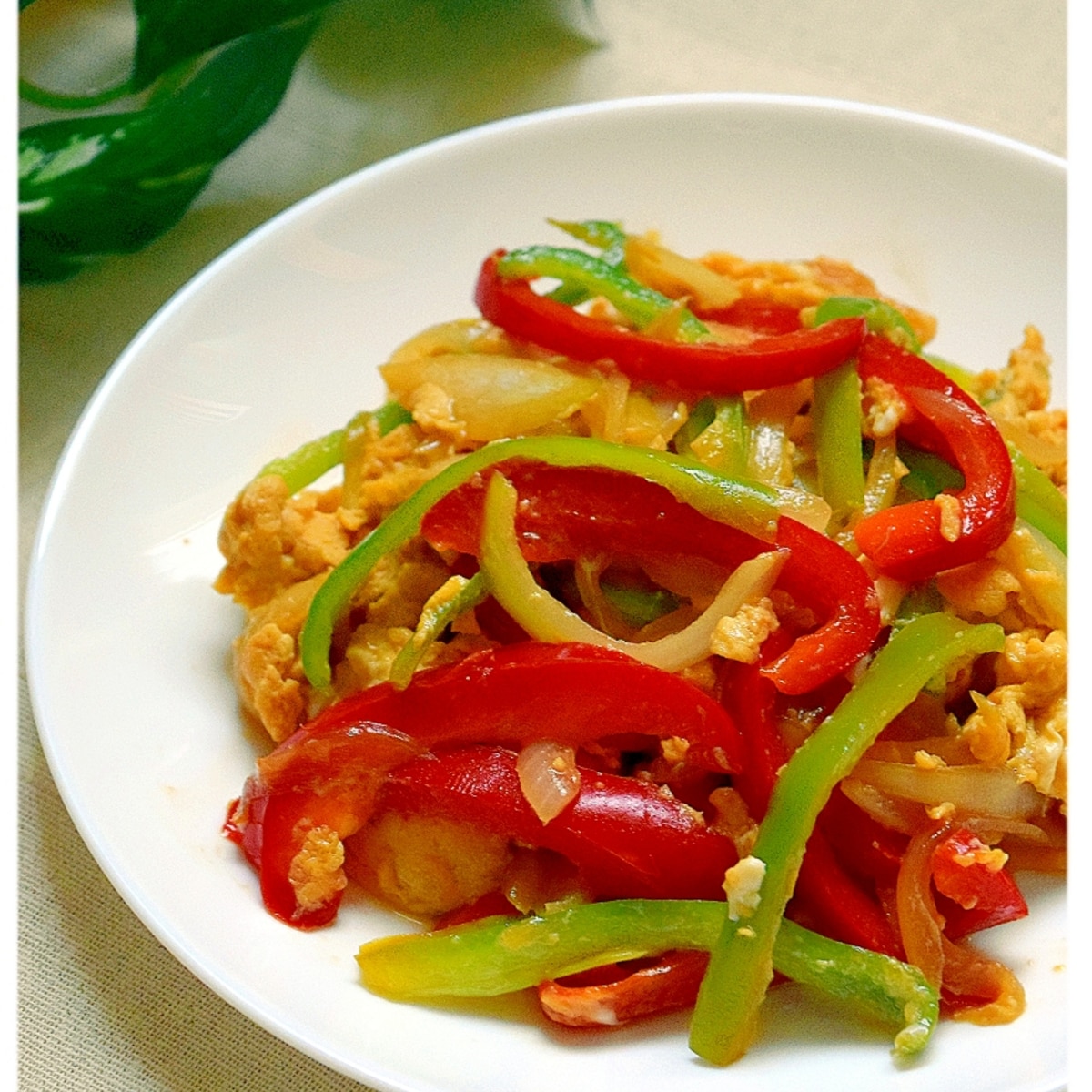 パプリカとピーマンの卵とじ レシピ 作り方 By Nori Noko 楽天レシピ パプリカとピーマンの卵とじ レシピ 作り方 By Nori Noko 楽天レシピ